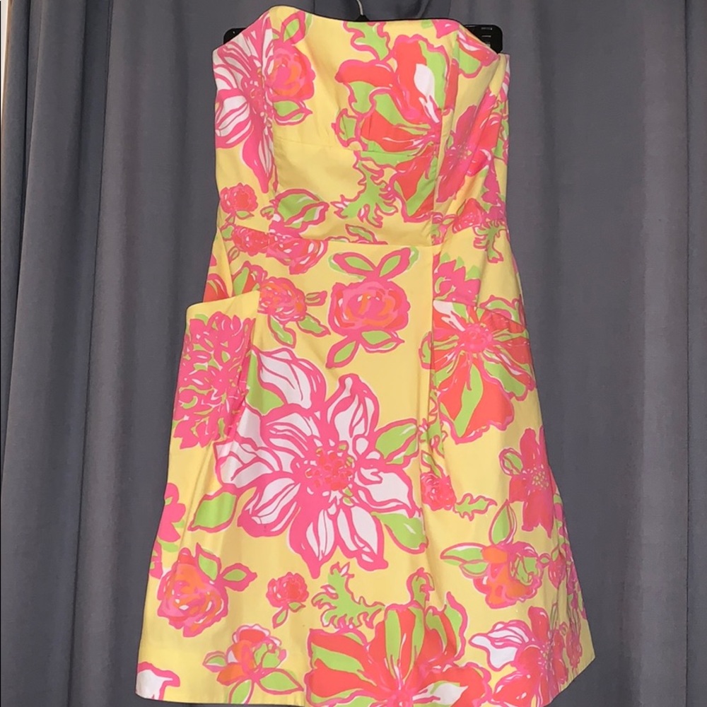 Beautiful strapless Lily Dress